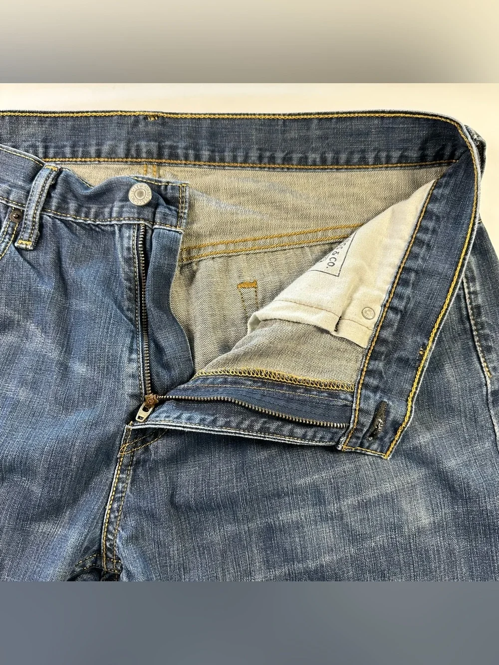 Levi’s 569 Jeans Mens 34x36 Blue Straight Dark Wash Denim Whiskered Loose Fit